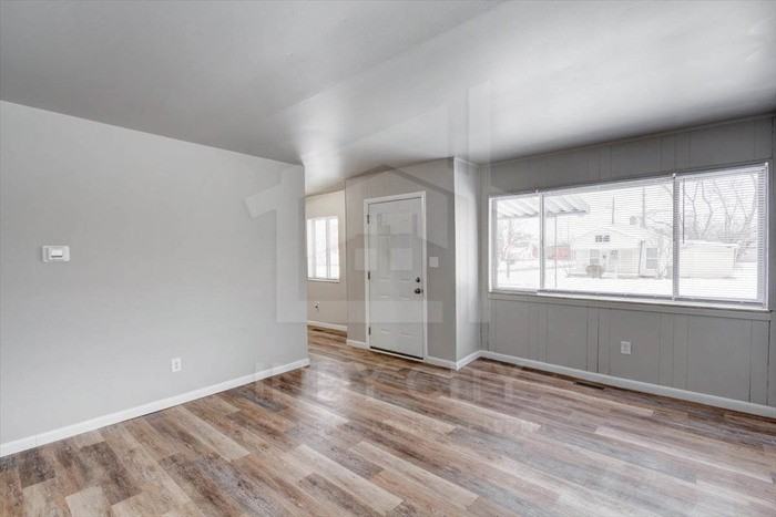 3501 E Morris St - Photo 2 of 20