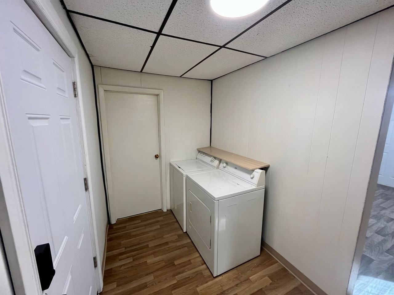 60 Roberts St - Photo 4 of 10