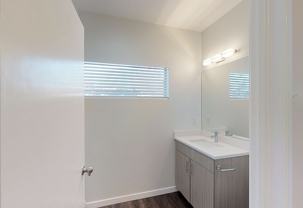 1298 Meade St - Photo 1 of 1