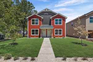 featured image of 909 N 14th St #A