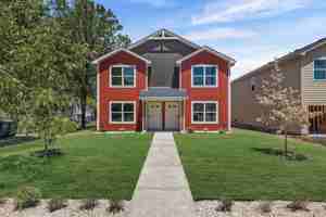 featured image of 909 N 14th St #B