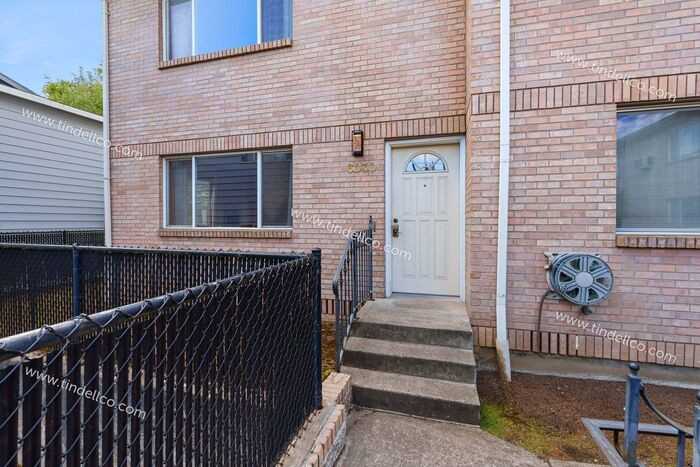 6030 N Lombard St - Photo 3 of 22