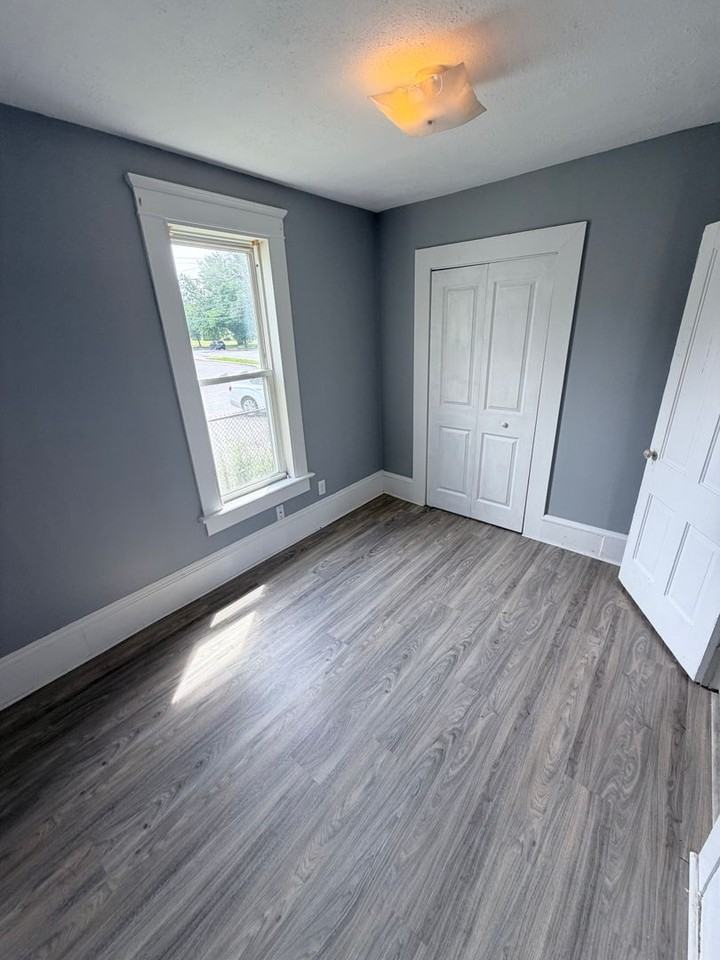 2301 East Ave - Photo 7 of 13