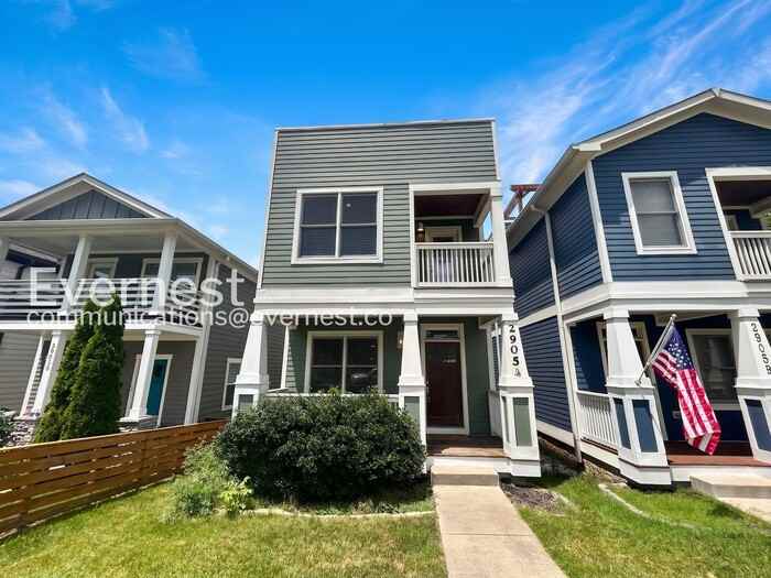 2905A Davis Ave