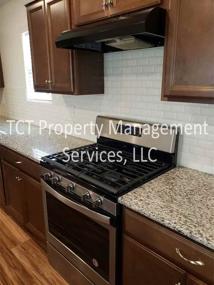 2948 S Washington St - Photo 5 of 22