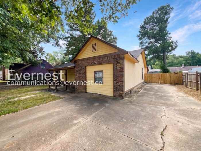 5787 Northland Dr - Photo 2 of 23