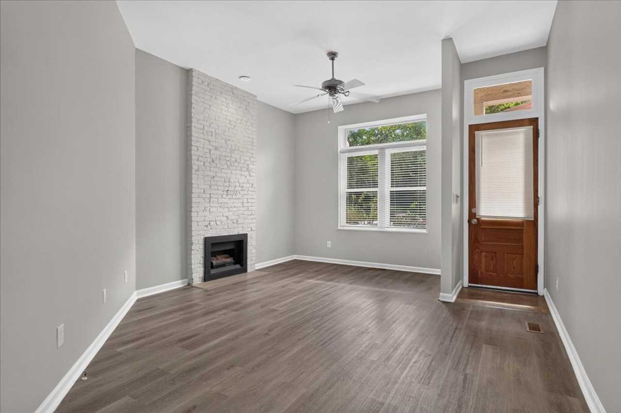 2223 Rutger St - Photo 2 of 17