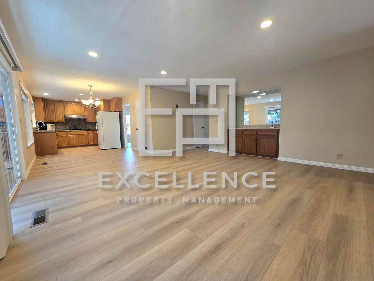 1809 Mccluhan Way - Photo 4 of 21