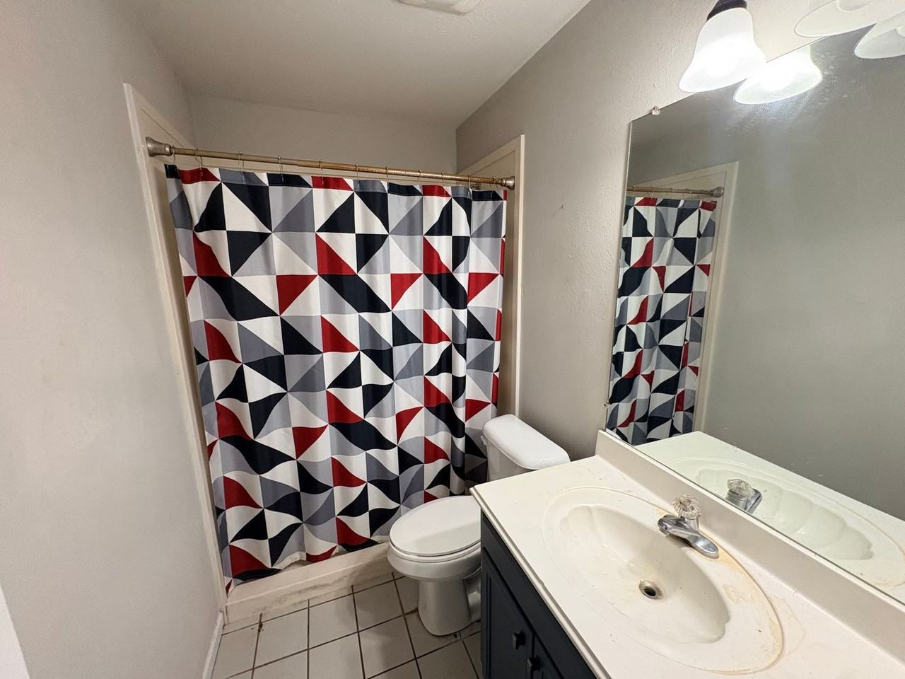 1723 N Tallowood Dr - Photo 3 of 9