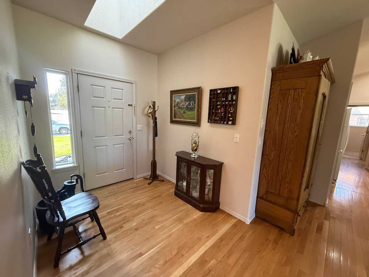 1000 Se Shadowood Dr - Photo 2 of 32