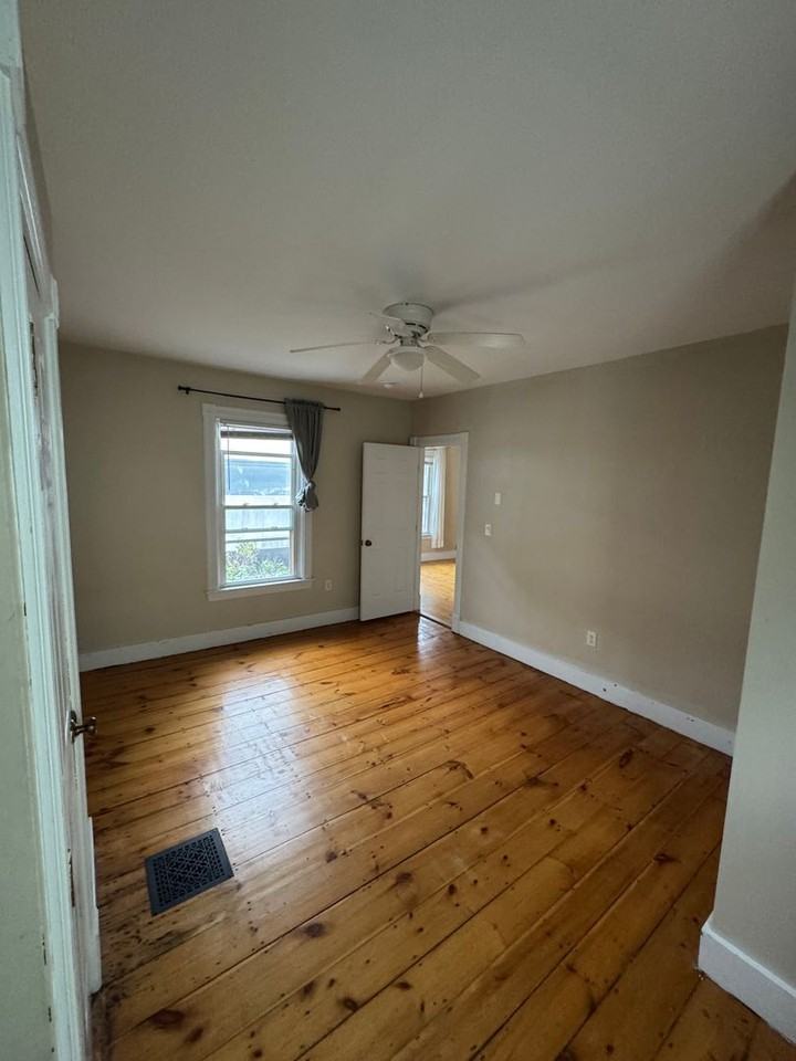 14 Boynton St - Photo 3 of 11