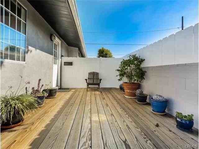 4628 Sepulveda Blvd - Photo 4 of 29