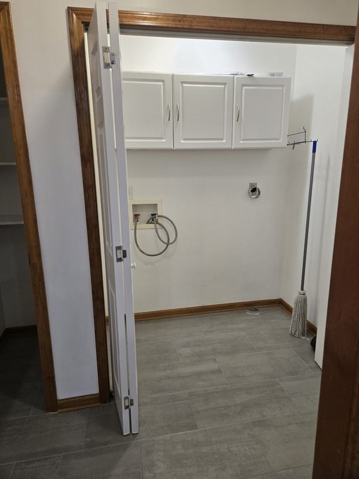 4641 Hickory Grove Rd #NA - Photo 7 of 18