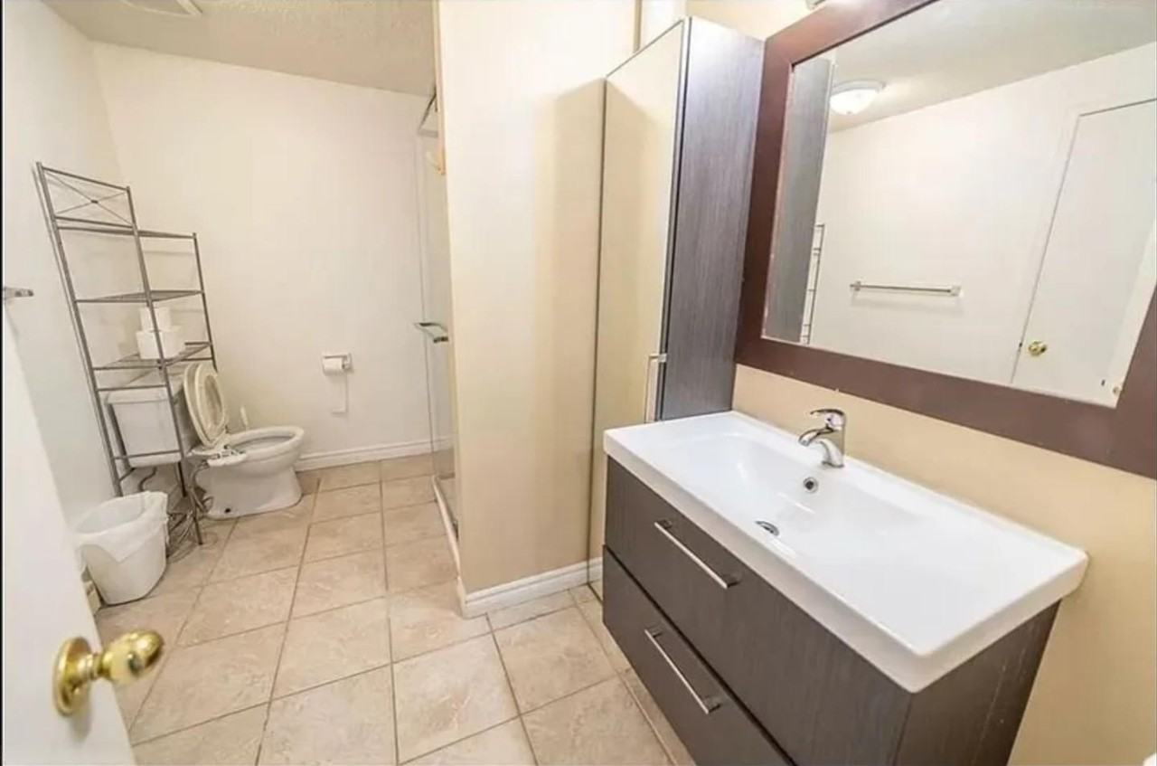 218 Monmore Road - Photo 5 of 7
