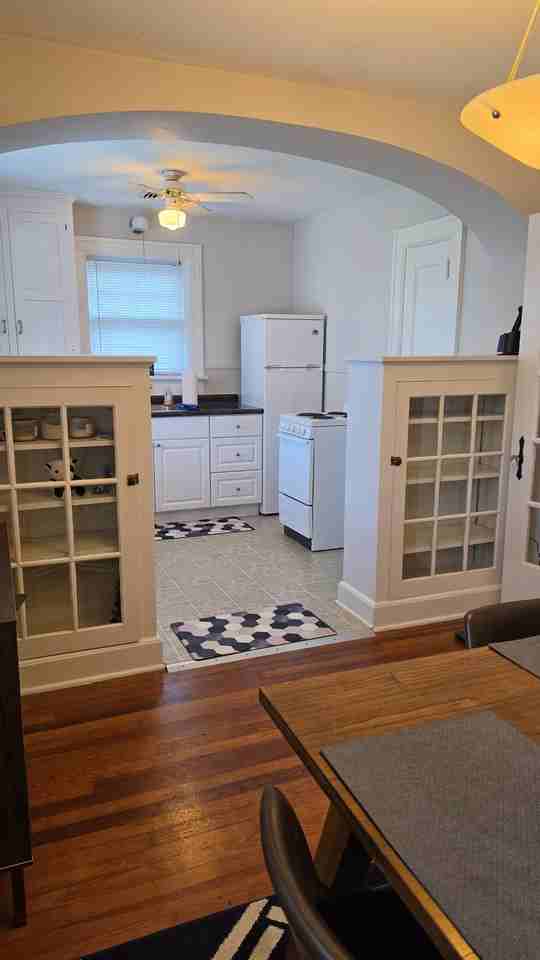 34 W Areba Ave #A - Photo 4 of 9
