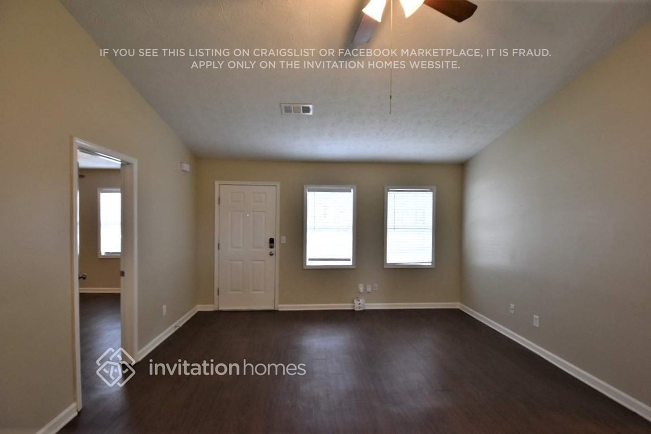 4038 Warren Rd - Photo 3 of 12