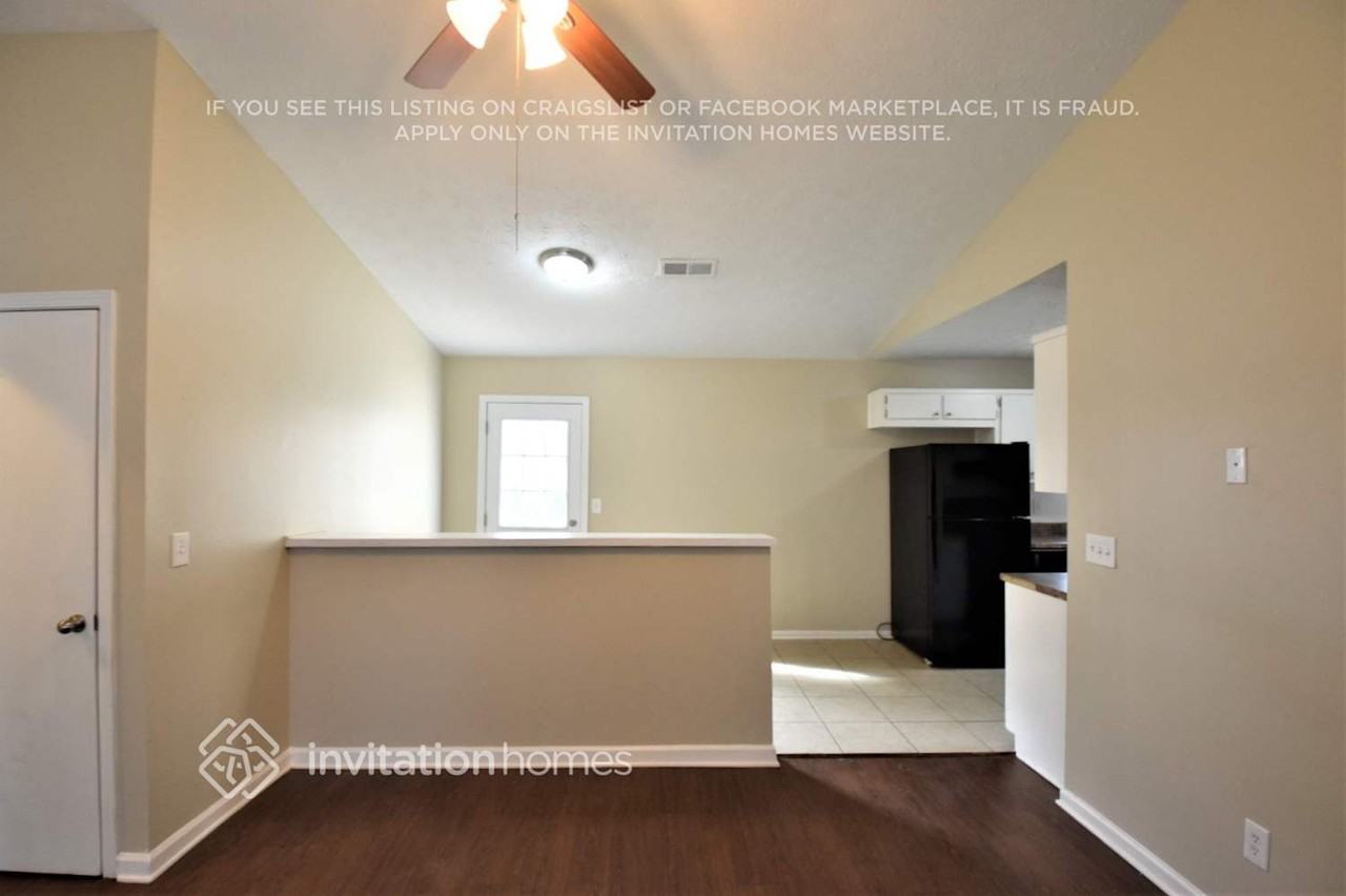 4038 Warren Rd - Photo 4 of 12
