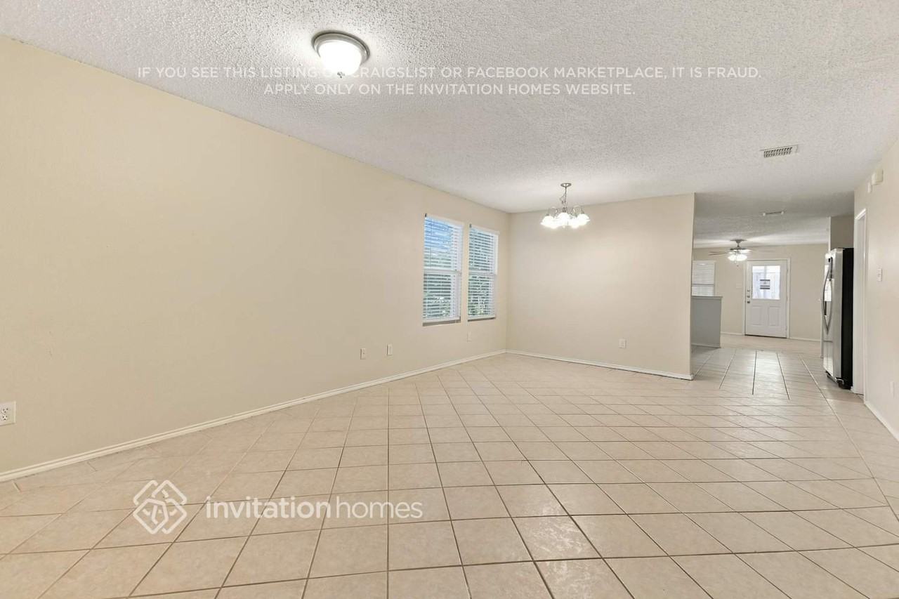 4604 Bellcrest Dr - Photo 4 of 17