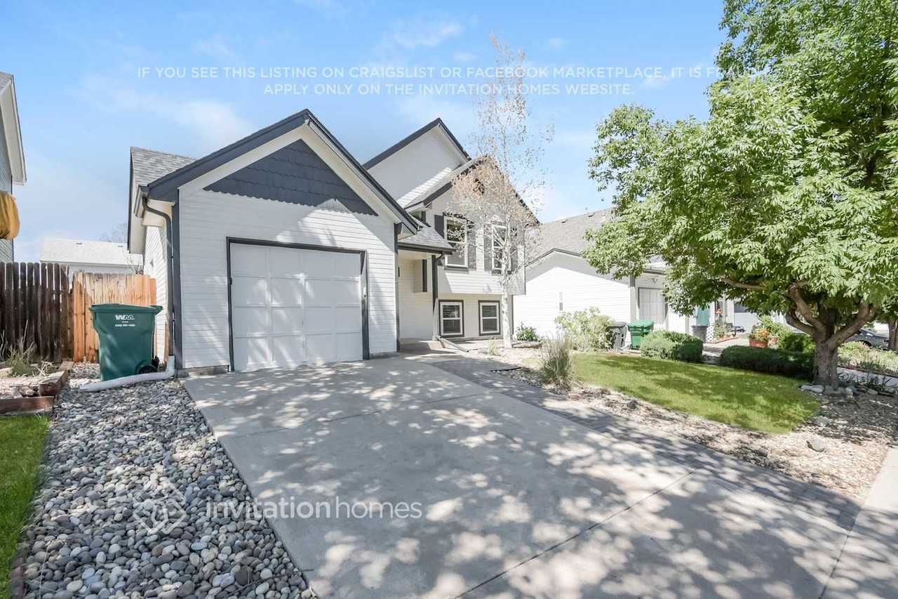 17487 E Plateau Dr - Photo 2 of 16