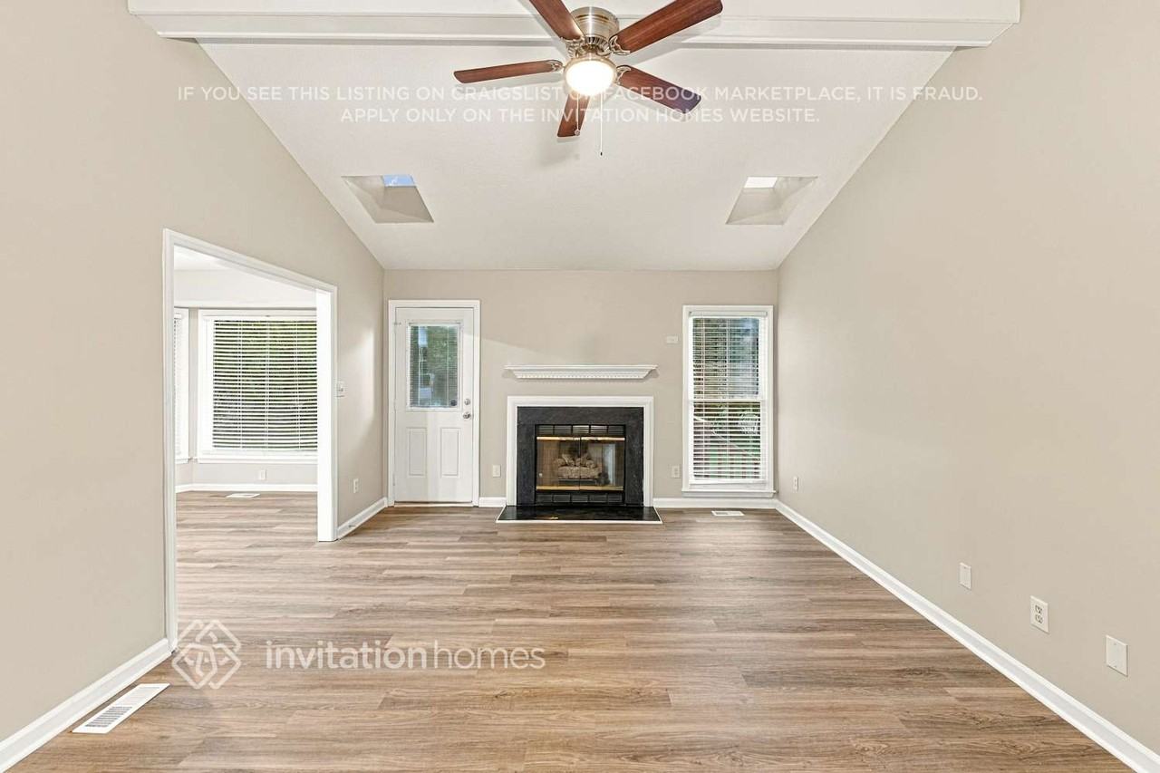 3 Mattie Ct - Photo 3 of 17