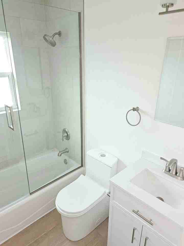 2204 Phillippi St #285MCM - Photo 4 of 8