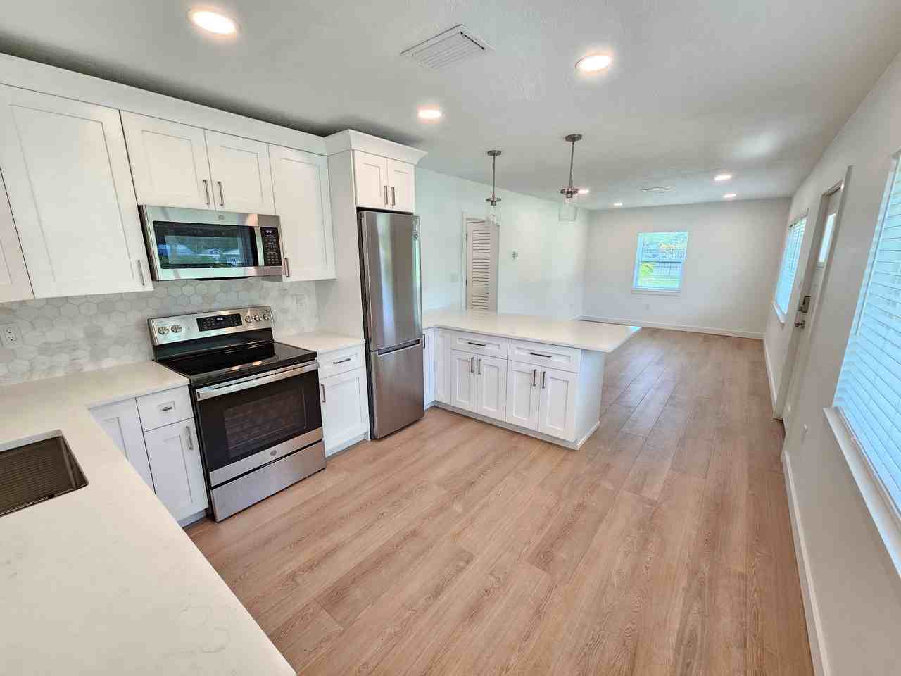 2204 Phillippi St #285MCM - Photo 5 of 8
