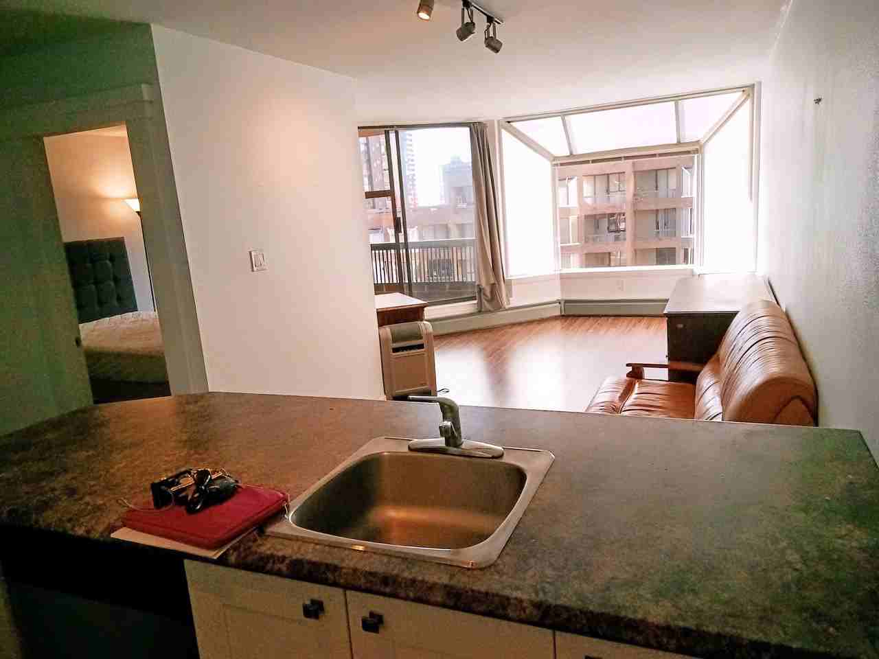 Drake St & Hornby St #811 - Photo 2 of 15