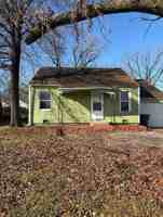 featured image of 1439 S Oak Ave