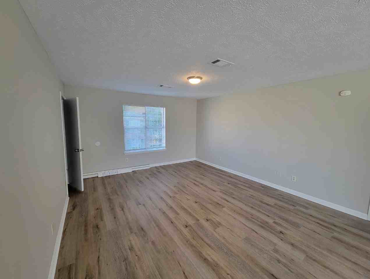 639 Old Humboldt Rd - Photo 3 of 11