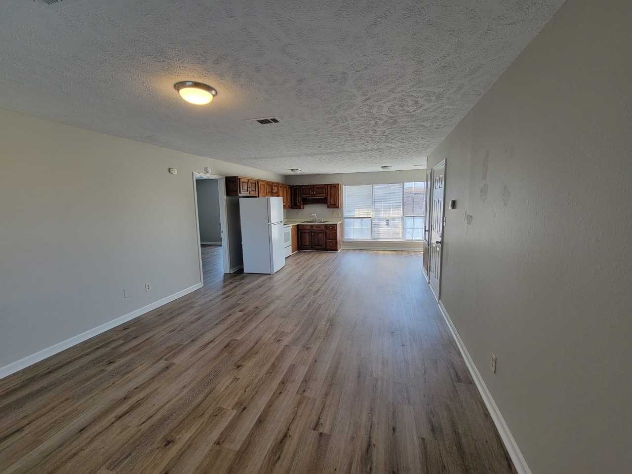 639 Old Humboldt Rd - Photo 4 of 11