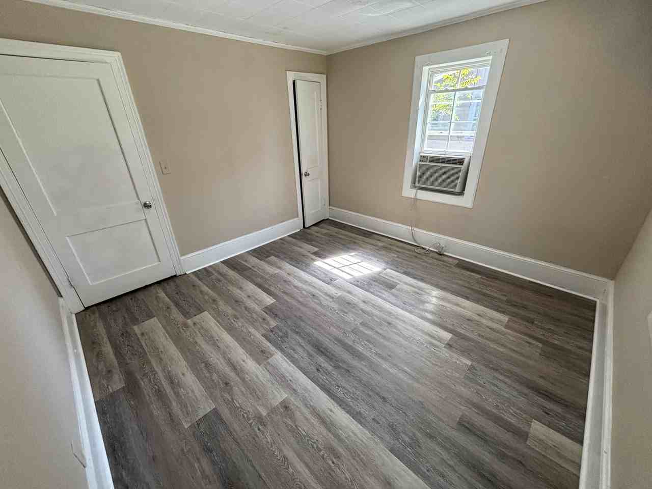 305 E Lizzie St #1 - Photo 2 of 10