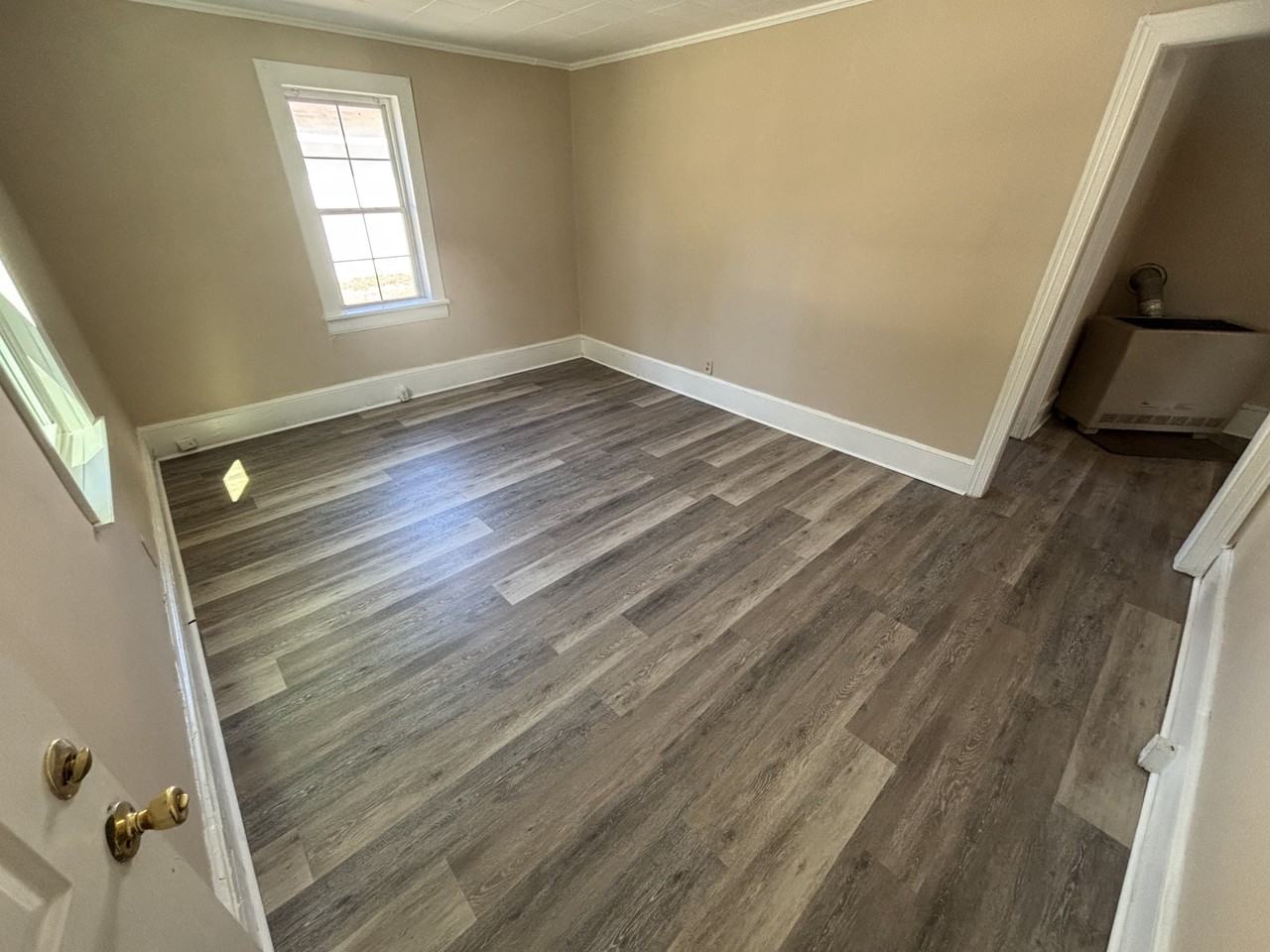 305 E Lizzie St #1 - Photo 3 of 10