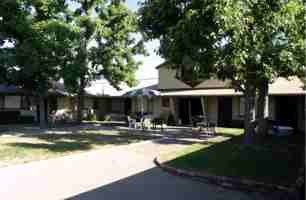 featured image of 2825 E Harvard Ave