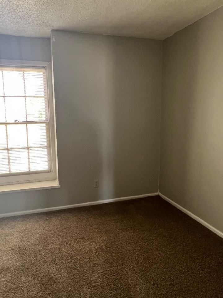 1345 65th Dr - Photo 7 of 7