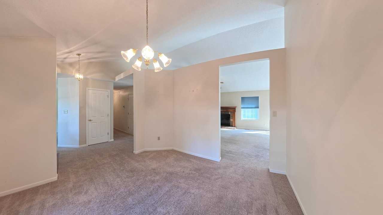 1125 Butternut Ln #1 - Photo 5 of 32