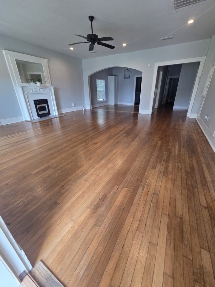 2908 Magnolia St #1 - Photo 2 of 5