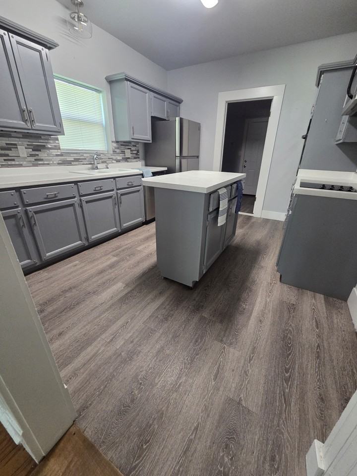 2908 Magnolia St #1 - Photo 4 of 5