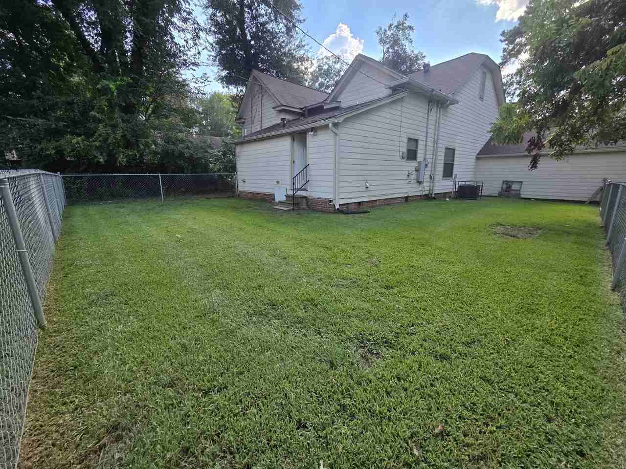2908 Magnolia St #1 - Photo 5 of 5