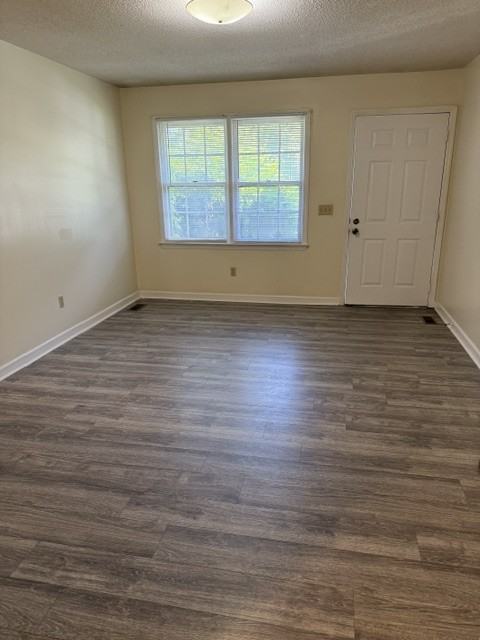 200 S 10th St #B - Photo 3 of 20