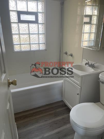1409 E 35th Ct #1 - Photo 6 of 9