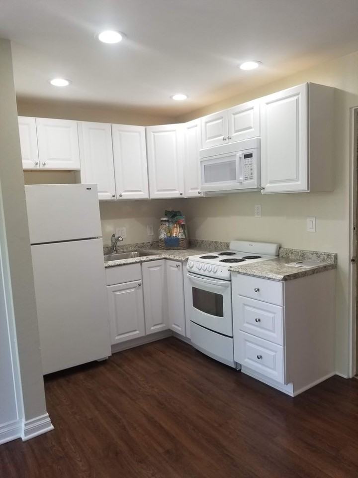 Nightingale Apartments - Photo 2 of 14