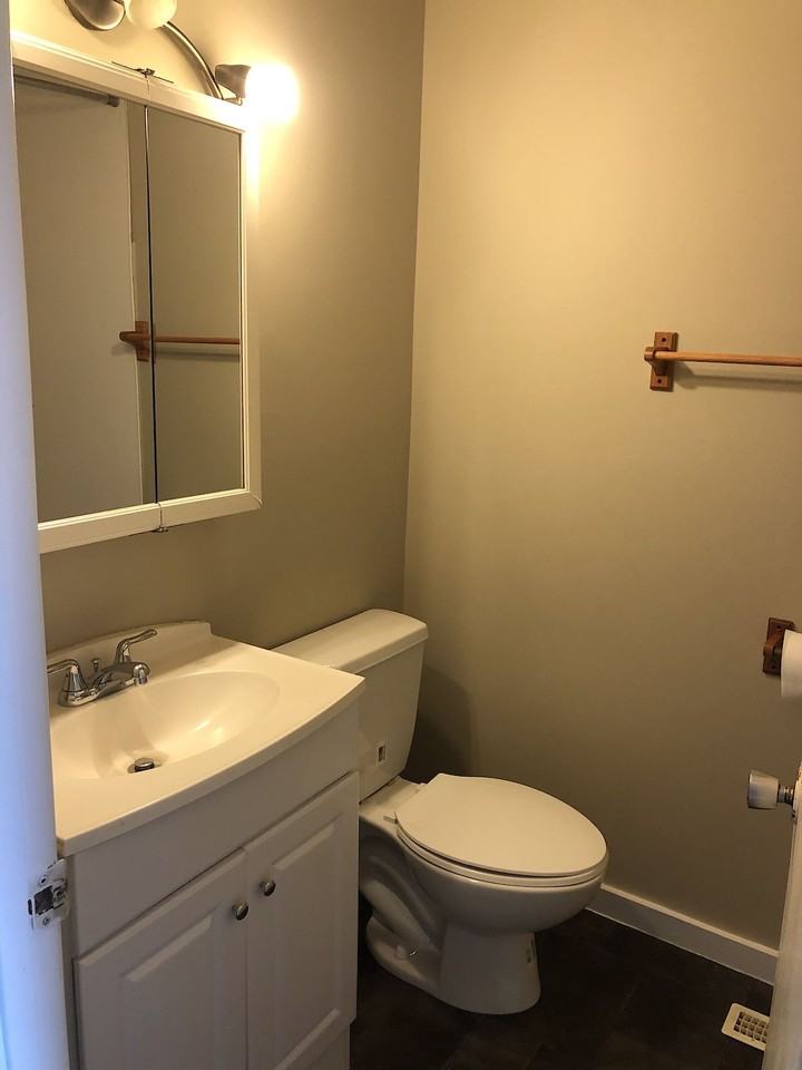521 2 Ave Ne - Photo 5 of 7