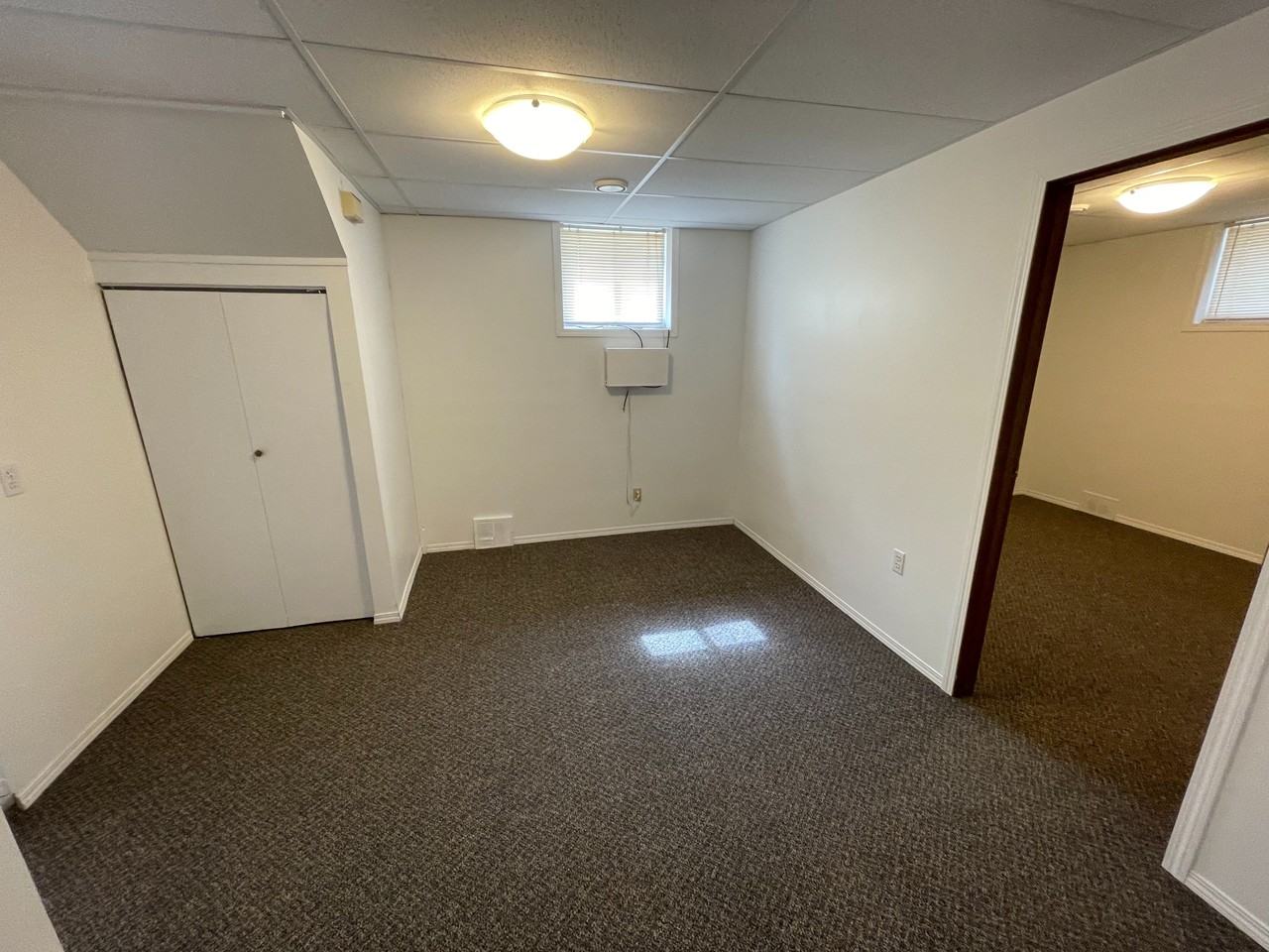 1302 Elliott St - Photo 3 of 17