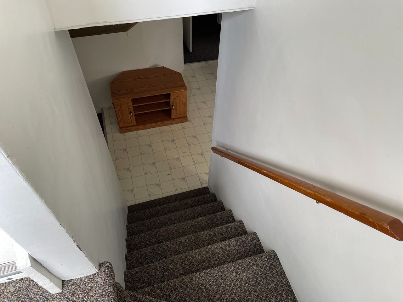 1302 Elliott St - Photo 7 of 17