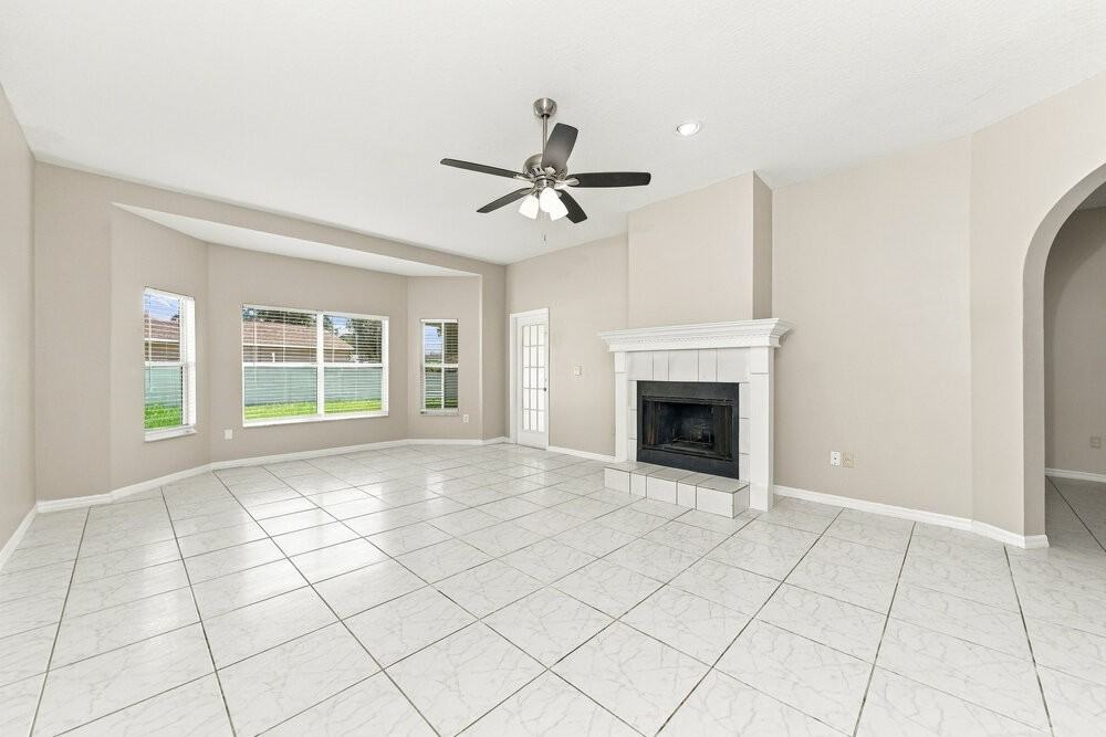 131 Harwood Cir - Photo 7 of 16