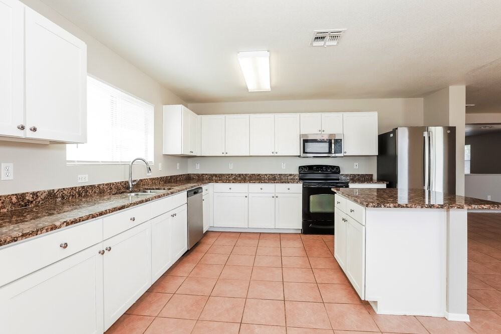11225 E Quicksilver Ave - Photo 7 of 16