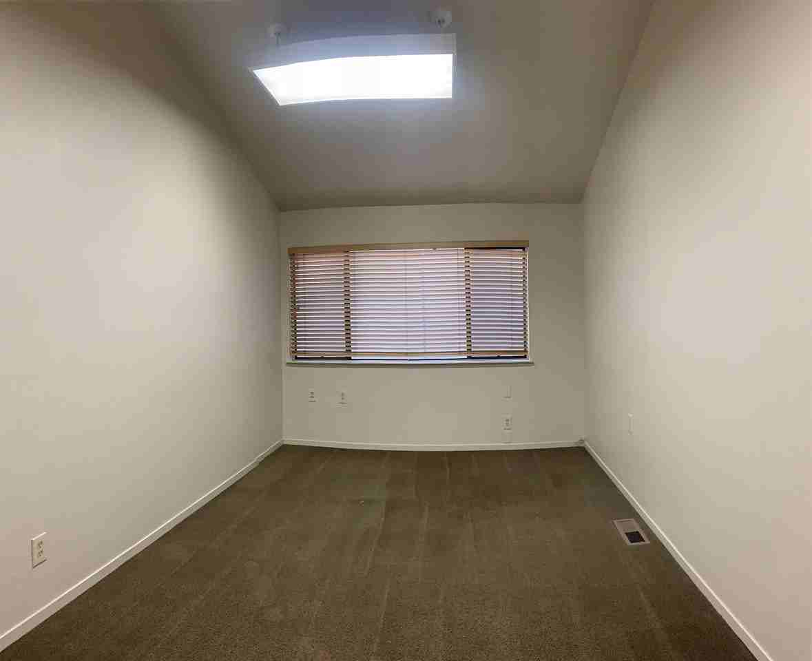 30 E San Joaquin St #204B - Photo 7 of 9