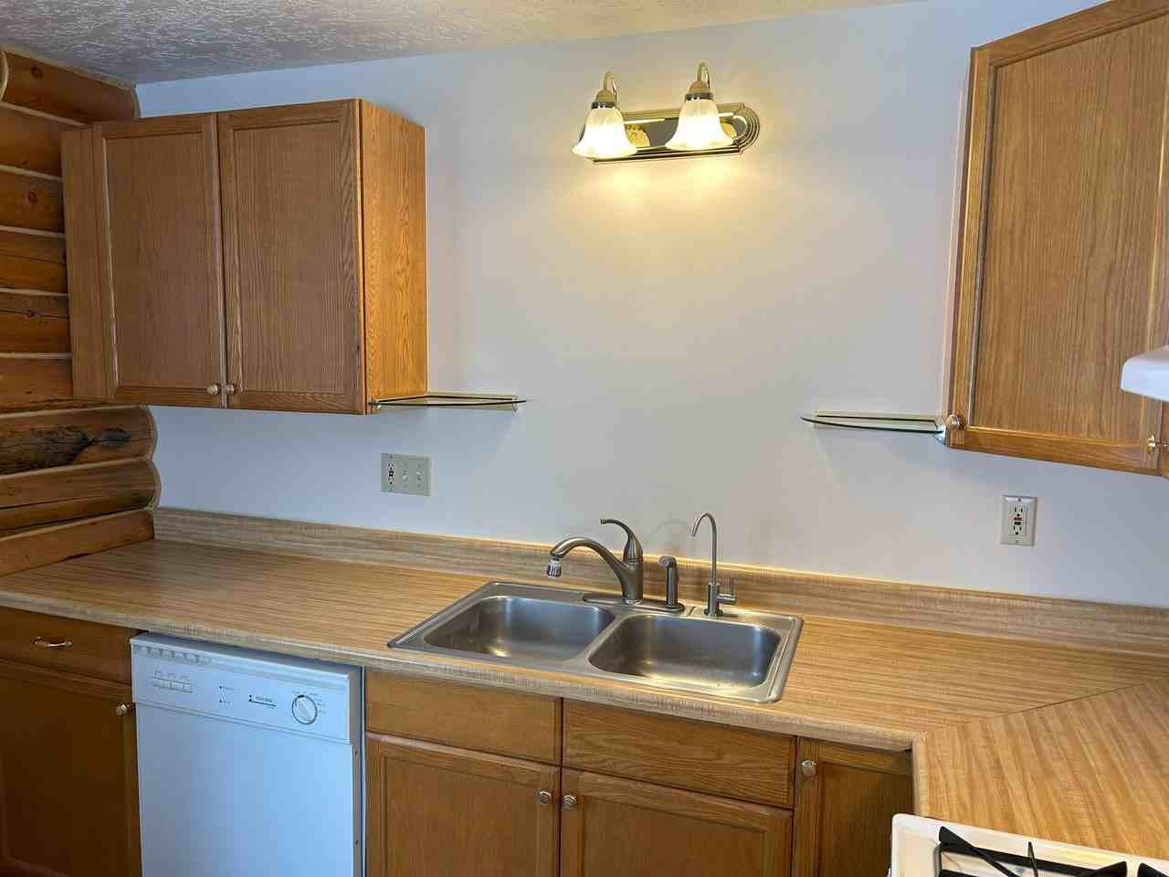 18 Genetti Dr #1 - Photo 6 of 12
