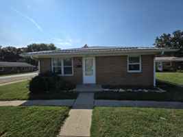 featured image of 1390 S Main St #1