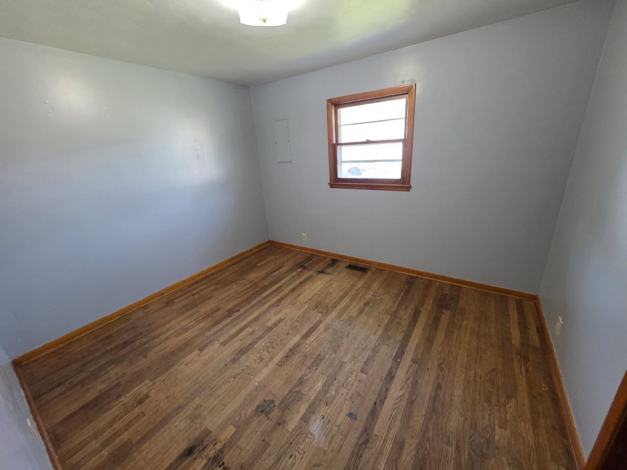 1390 S Main St #1 - Photo 4 of 7